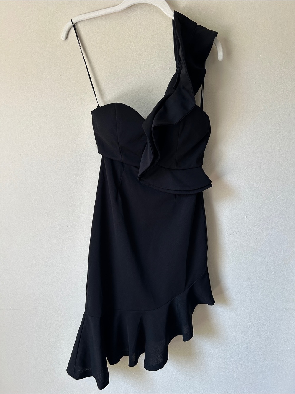 WHO I AM Black One-Shoulder Ruffle Dress